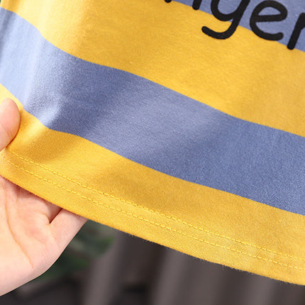 Set de Camiseta Polo Rayada y Shorts de Mezclilla para Niño – Modelo Dintiger