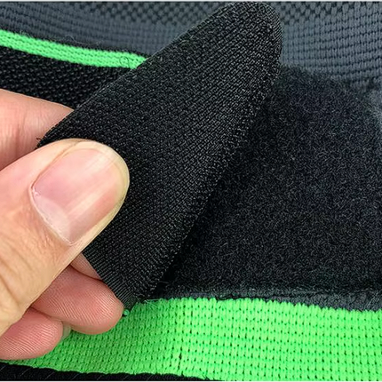 Rodillera de Compresión Ajustable para Protección Deportiva, Color Negro