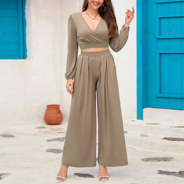Conjunto de Dos Piezas con Top Cruzado y Pantalón Ancho