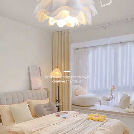 Lámpara Colgante Decorativa con Pétalos Acrílicos