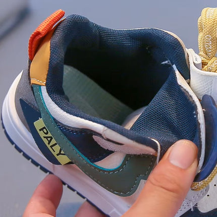 Zapatillas Infantiles Urbanas con Cordones y Diseño Patchwork