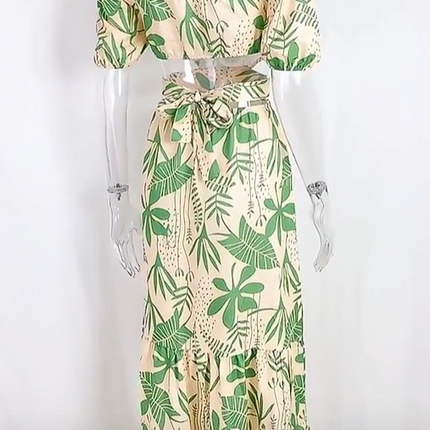 Vestido Maxi Floral de Verano con Hombros Descubiertos y Estilo Boho.